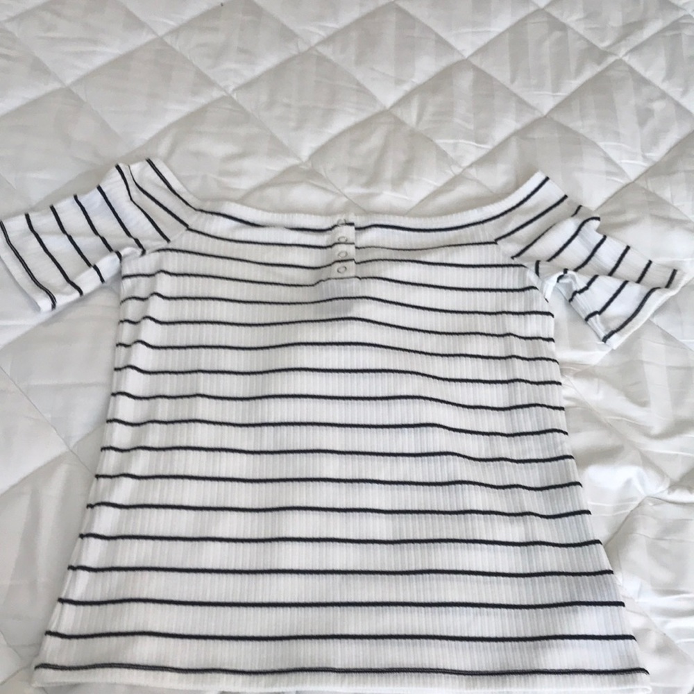 Torrid stripe off the shoulder top size 0